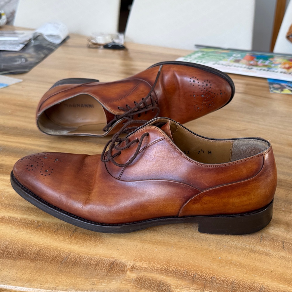 Magnanni Cognac Leather Oxfords